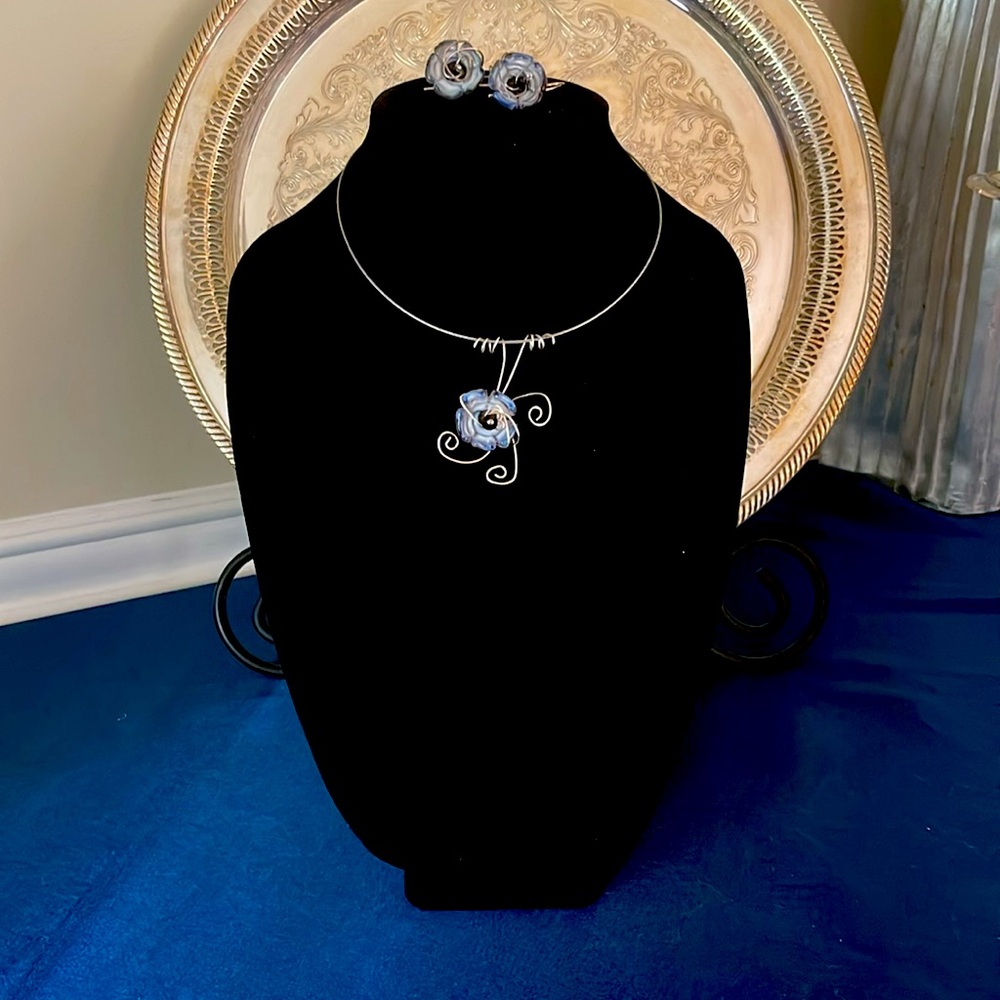 Elegant Silver Wire Necklace with Blue Glass Flower and earrings set